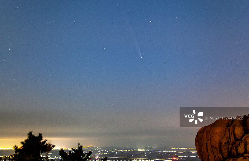 紫金山阿特斯拉彗星图片素材