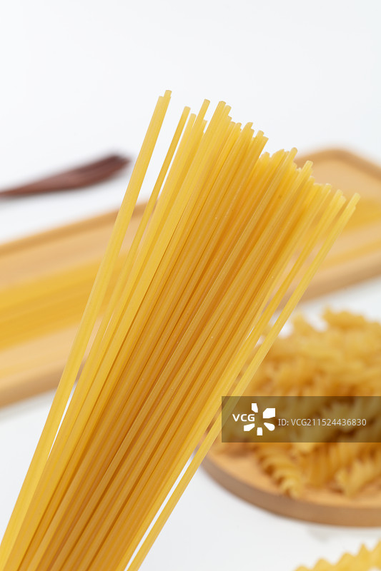 意大利面创意摆拍图片素材