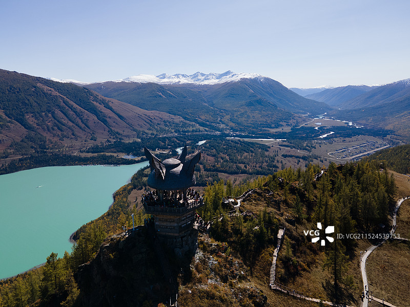 新疆喀纳斯三湾景区观鱼台秋景图片素材