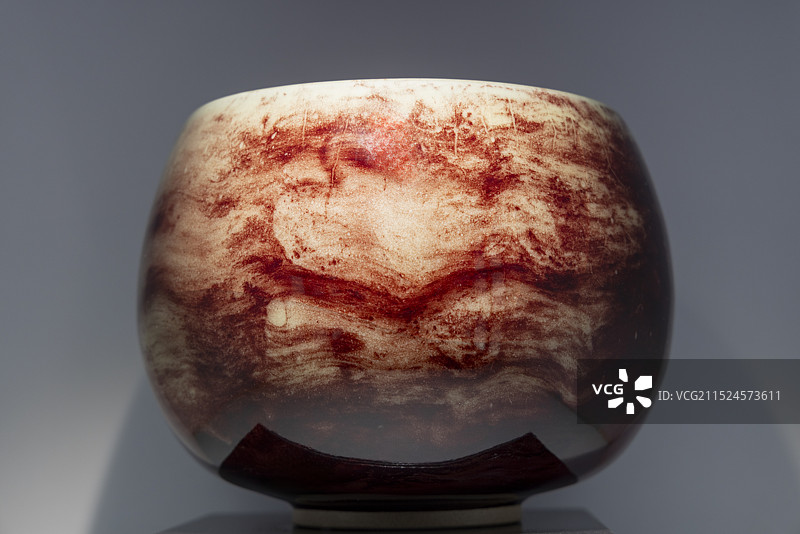 河南省许昌市禹州市中国钧瓷文化园钧瓷展品图片素材