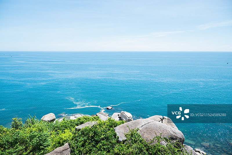 在蜈支洲岛望南海图片素材