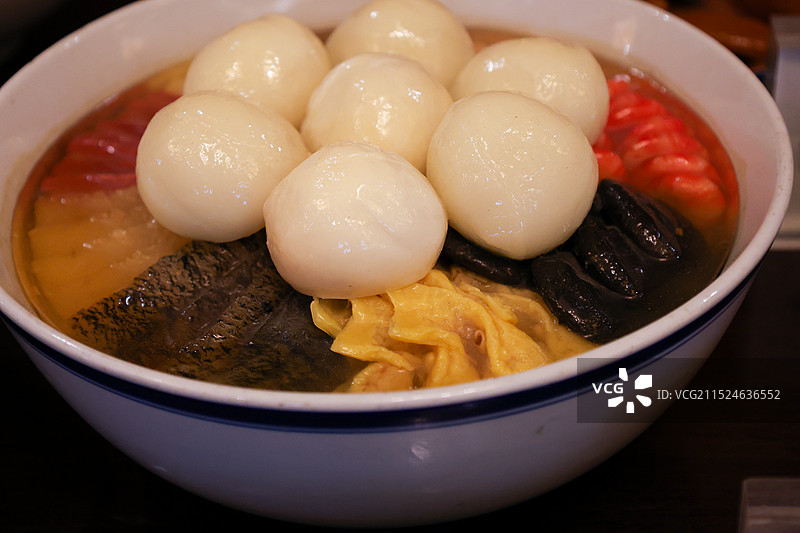 浙江绍兴菜扣鸡油炸臭豆腐酒酿圆子醉蟹绍三鲜蒸小笼包糍粑核桃糕螺蛳麻花图片素材