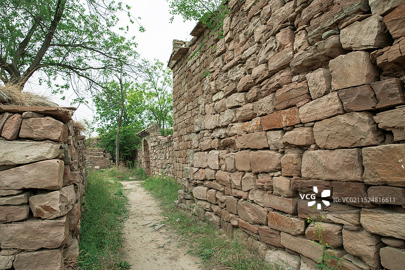 陕西省榆林市吴堡县吴堡石城的自然景观和建筑特色图片素材