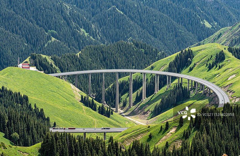 果子沟大桥图片素材