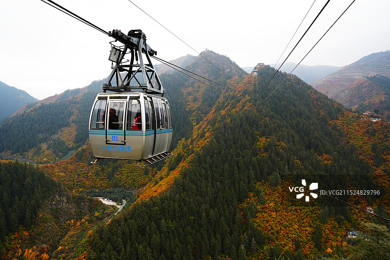 甘肃兰州兴隆山秋景图片素材