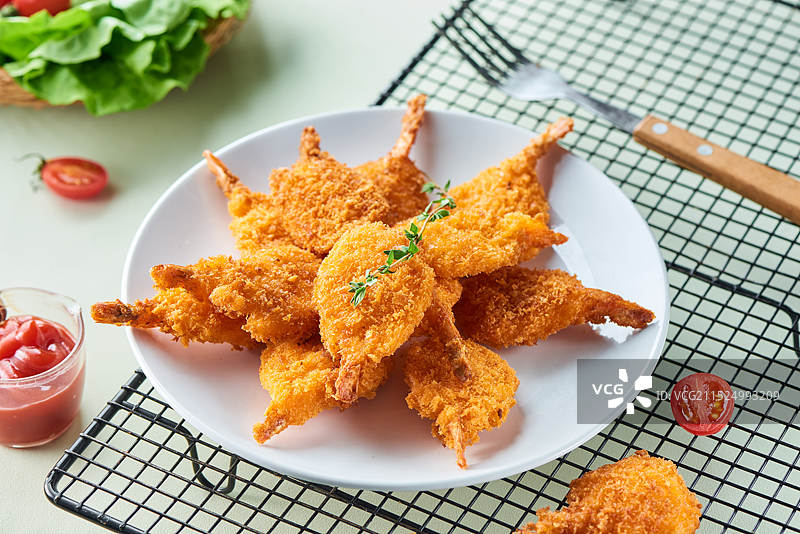 中餐油炸食品 炸凤尾虾图片素材