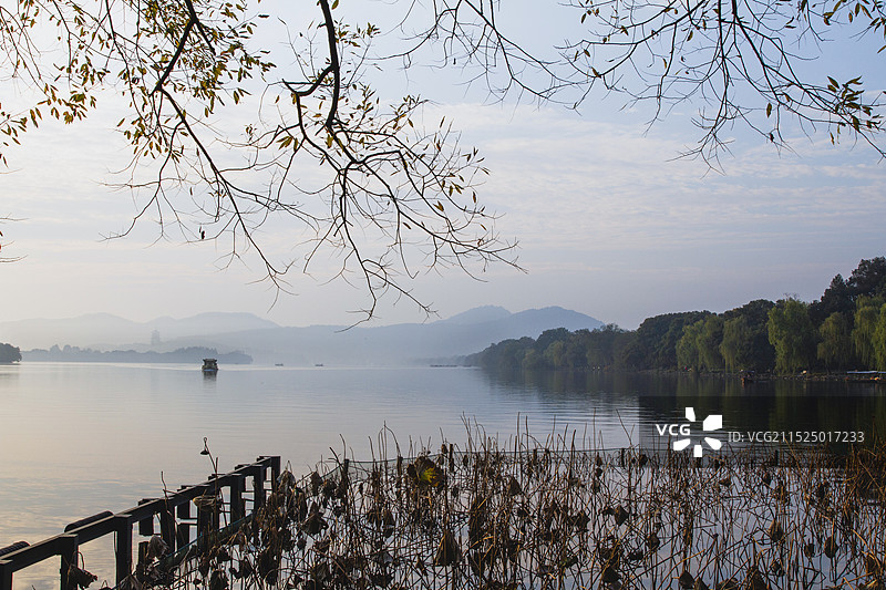 深秋的西湖图片素材