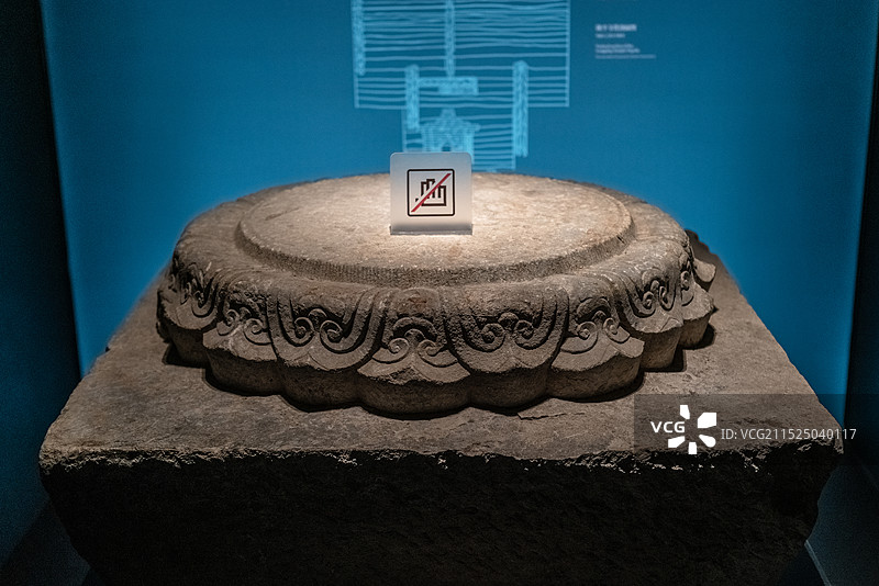 上海博物馆东馆，宋，隆平寺塔基莲花石柱础图片素材