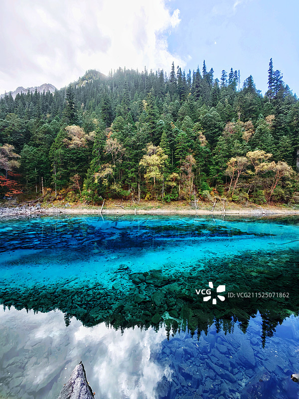 五彩池图片素材