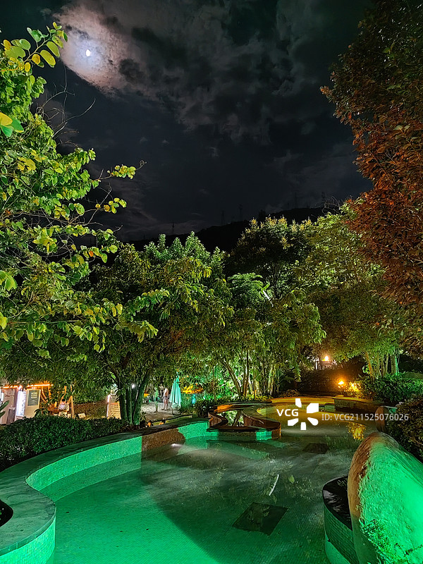 凉山凯地里拉温泉旅游区图片素材