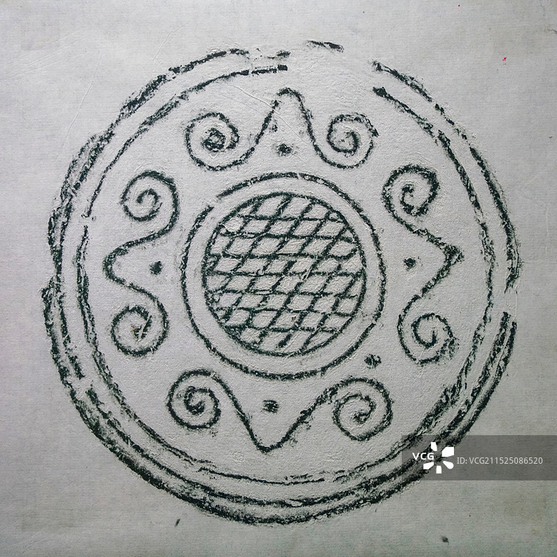 山东淄博市桓台县博物馆瓦当展览中的瓦当拓片图片素材