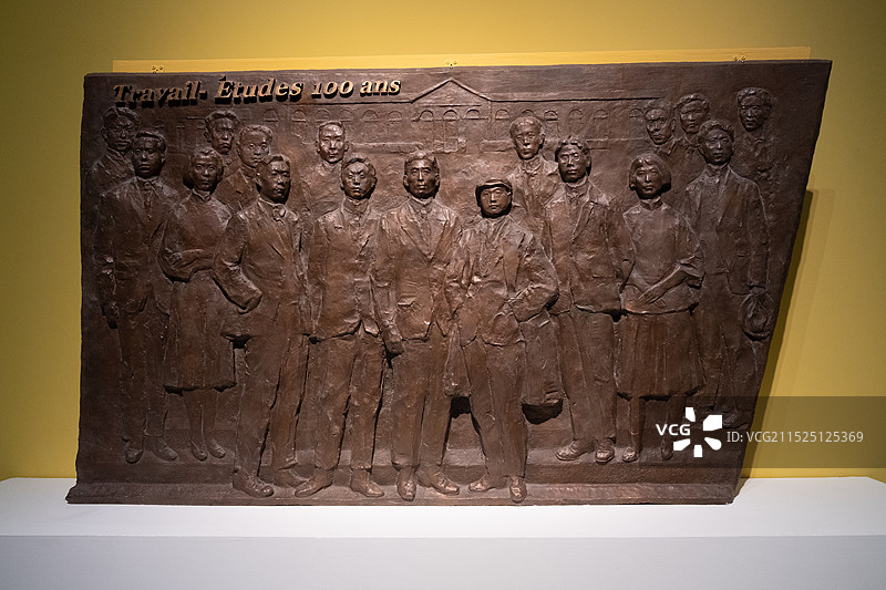 中国城市雕塑家协会藏吴为山百年丰碑雕塑图片素材