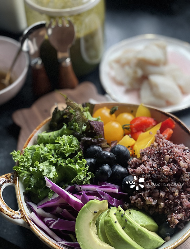 精致的摆盘总是会让人赏心悦目图片素材