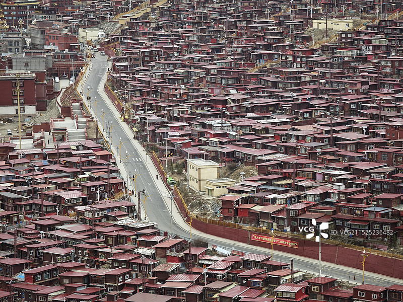 红色房子佛教胜地图片素材