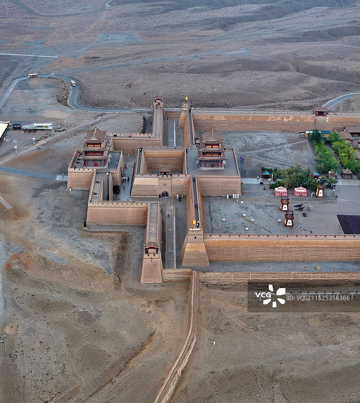 甘肃省嘉峪关市天下第一雄关嘉峪关景区航拍图片素材
