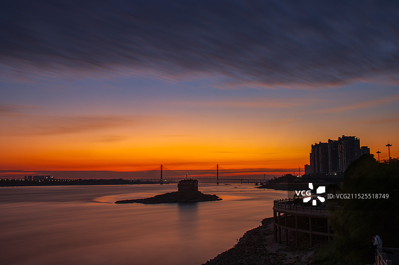 鄂州观音阁朝霞日出图片素材