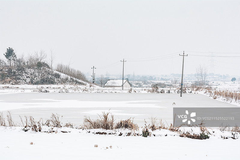 大雪后的村庄图片素材