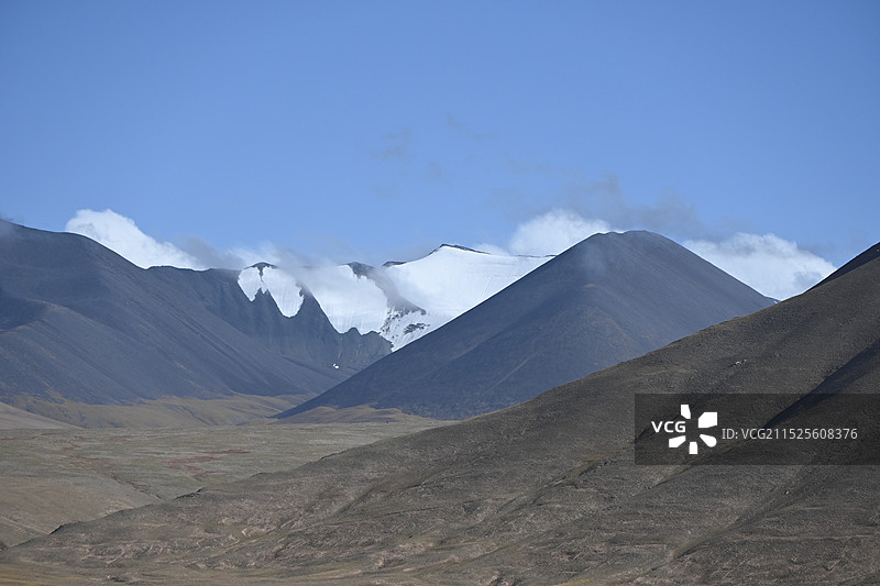 可可西里玉虚峰雪山图片素材