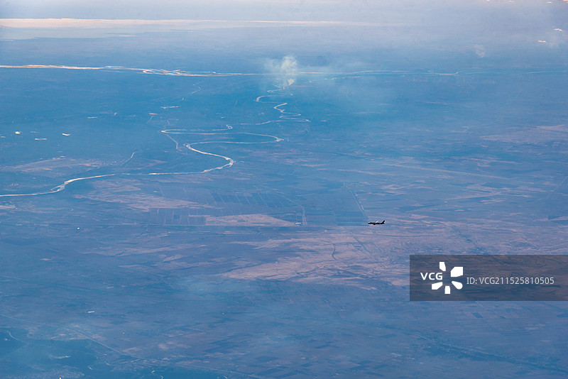 伊拉克底格里斯河-航拍视角图片素材