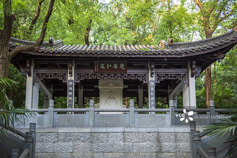 三国人物鲁肃之墓  北固山风光图片素材