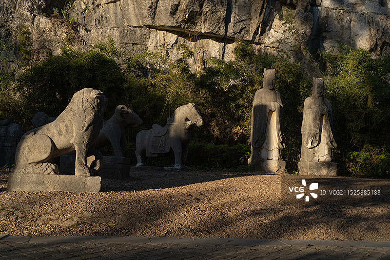 明.吕调阳墓石像生，现存于桂林七星公园。图片素材