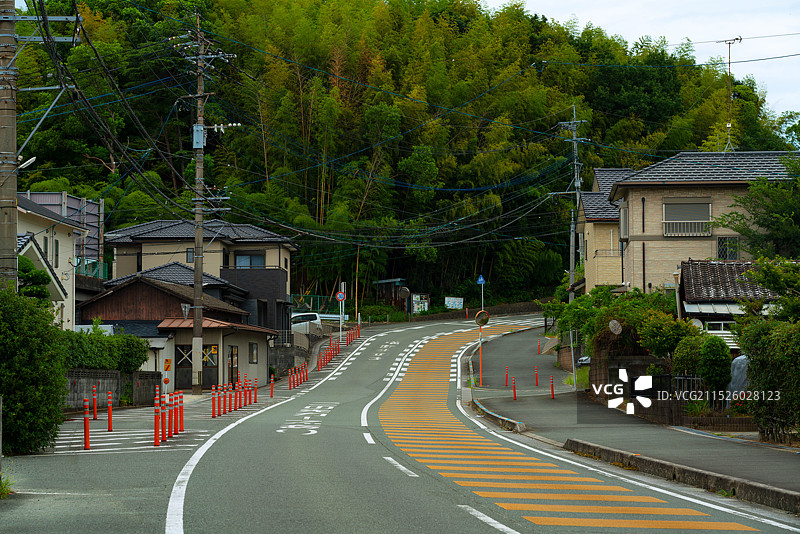 日本九州福冈县久留米市大本山成田山久留米分院，寺庙景区内佛教雕像，佛教历史文化遗产。图片素材