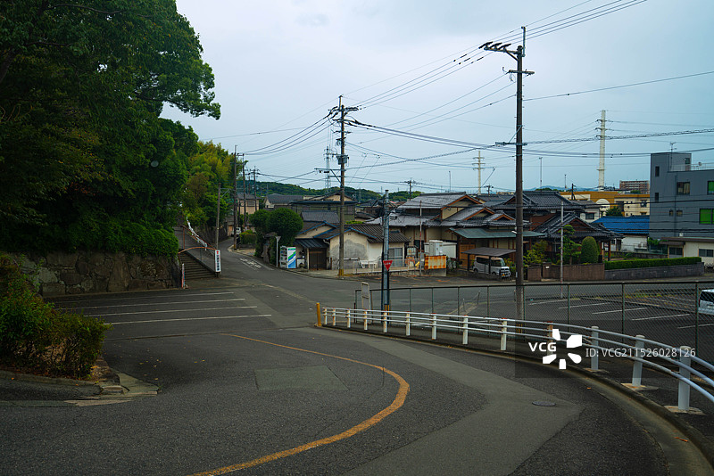 日本九州福冈县久留米市大本山成田山久留米分院，寺庙景区内佛教雕像，佛教历史文化遗产。图片素材