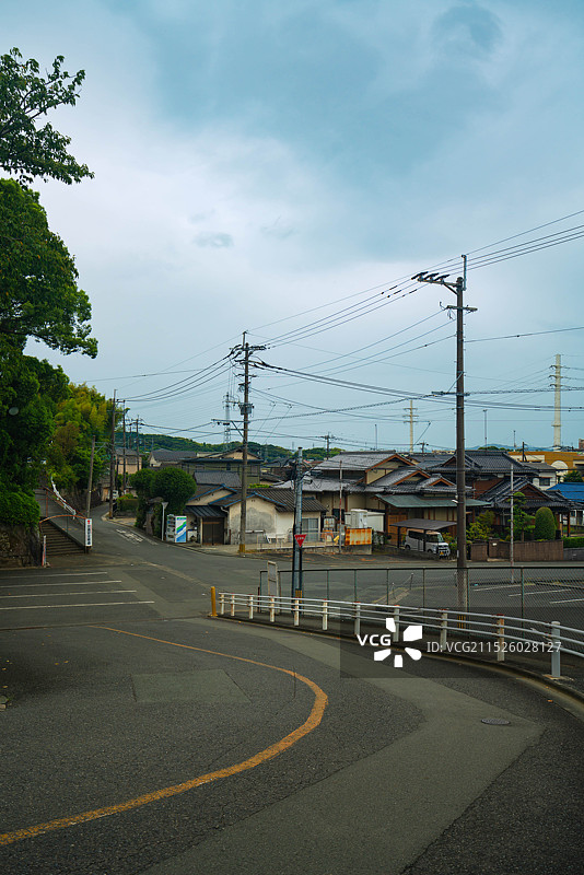 日本九州福冈县久留米市大本山成田山久留米分院，寺庙景区内佛教雕像，佛教历史文化遗产。图片素材