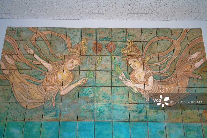 日本九州福冈县久留米市大本山成田山久留米分院，寺庙景区内佛教雕像，佛教历史文化遗产。图片素材