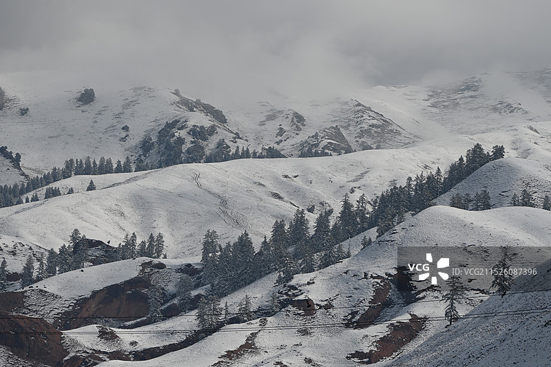 祁连县卓尔山雪后风景图片素材