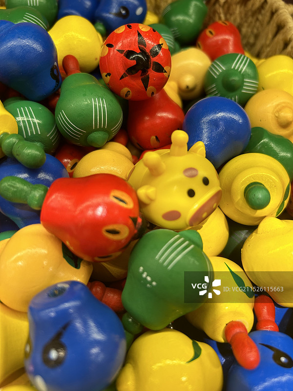 彩色玩具全画幅拍摄图片素材