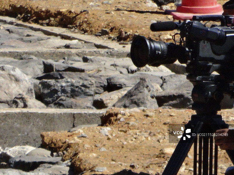 拍摄活动的电视摄像机图片素材