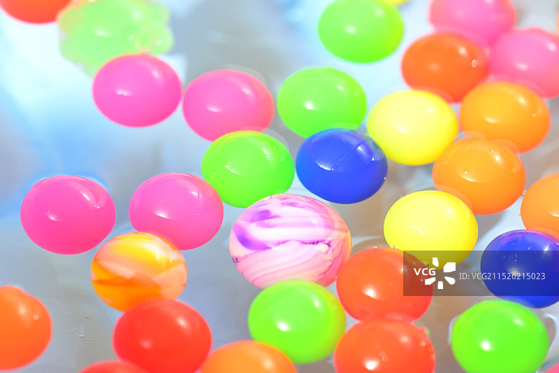 彩色海洋球图片素材