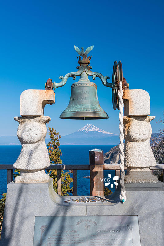 从情人岬看到的富士山图片素材