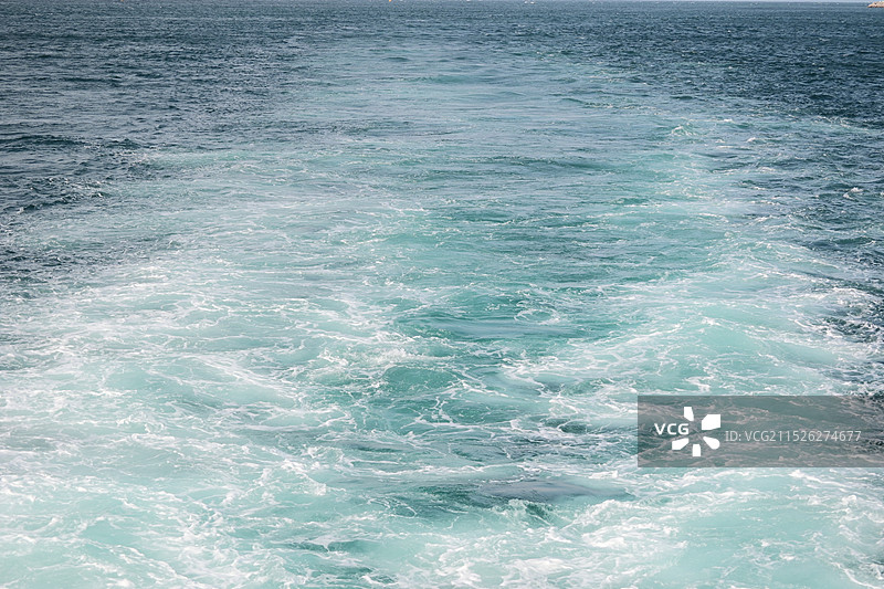 牛岛海的波浪图片素材