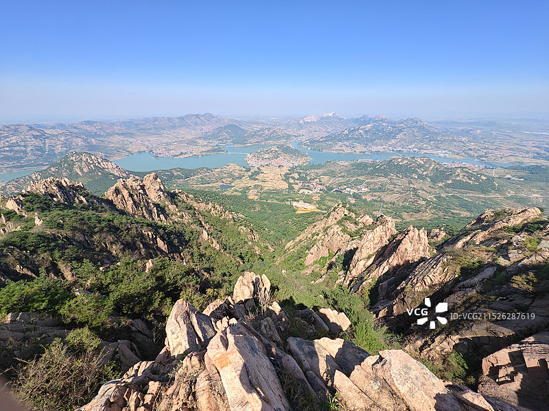 秋天寒露节气，临沂天马岛景区鸽子峰，日照市马亓山山顶图片素材