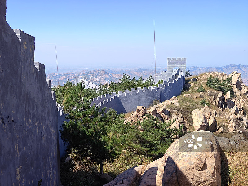 秋天寒露节气，临沂天马岛景区鸽子峰，日照市马亓山山顶图片素材