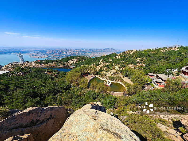 秋天寒露节气，临沂天马岛景区，甘露寺，棋盘阵图片素材