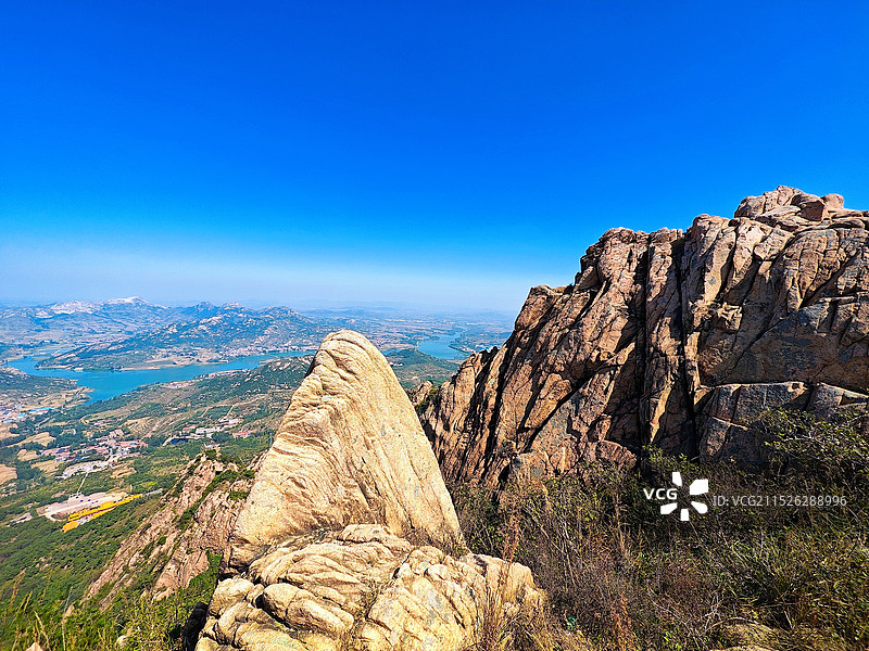 秋天寒露节气，临沂天马岛景区，甘露寺，棋盘阵图片素材
