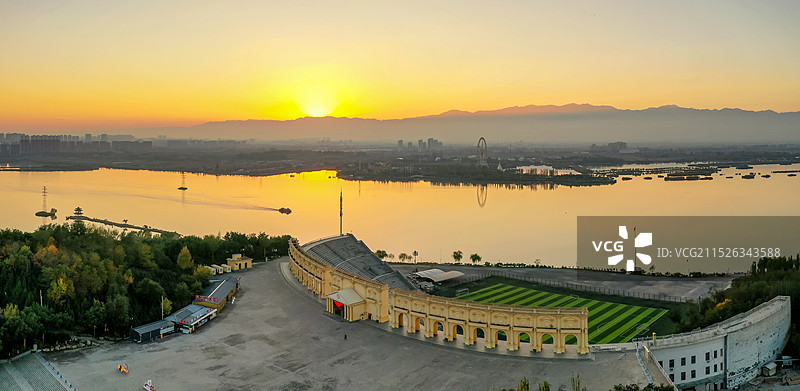 霞映阅海湾图片素材