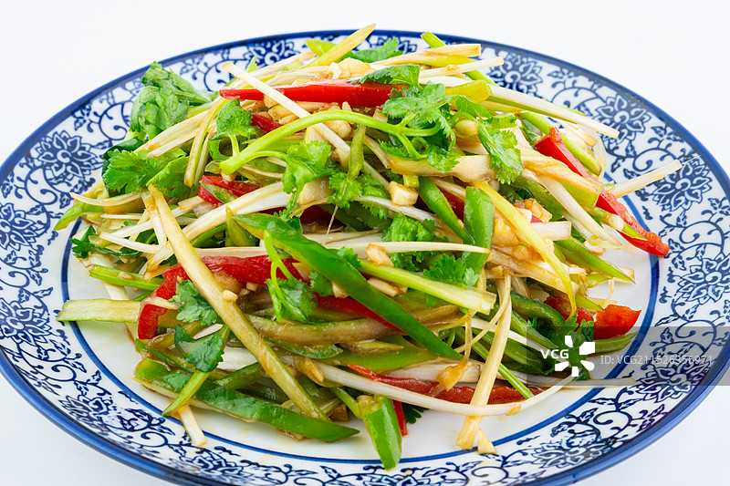 中餐东北菜凉拌老虎菜图片素材