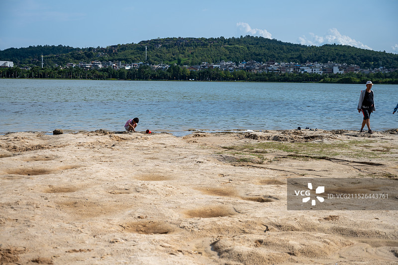云南弥勒市湖泉生态园图片素材