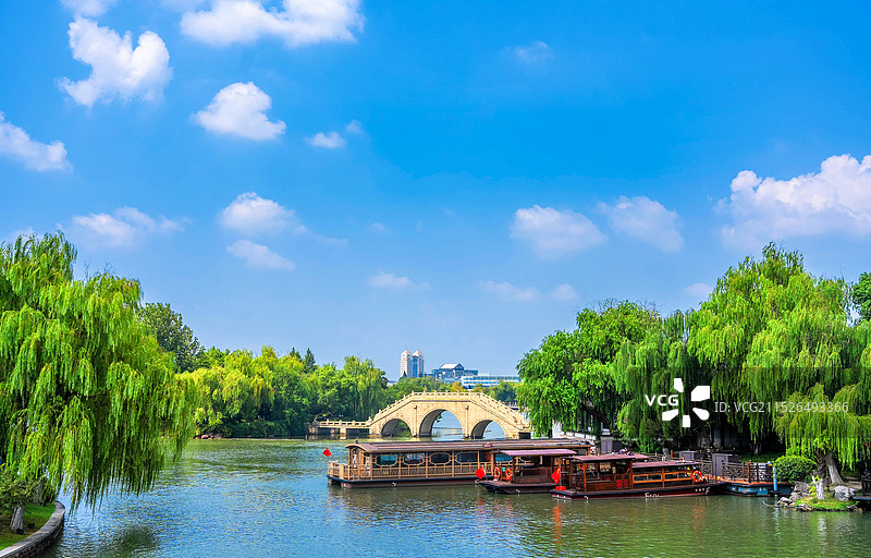 嘉兴南湖景区乌篷船图片素材