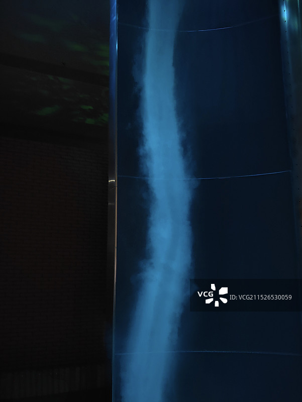 厦门集美诚毅科技探索中心，龙卷风模拟实验图片素材