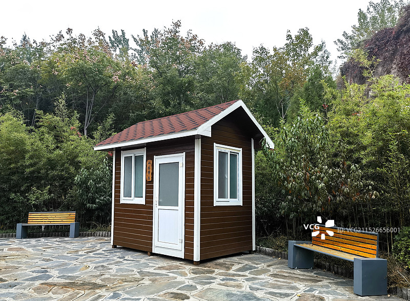 山里的小屋图片素材