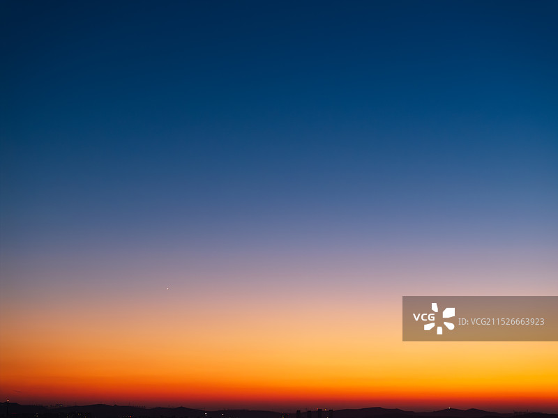 日落黄昏时的天空特写图片素材