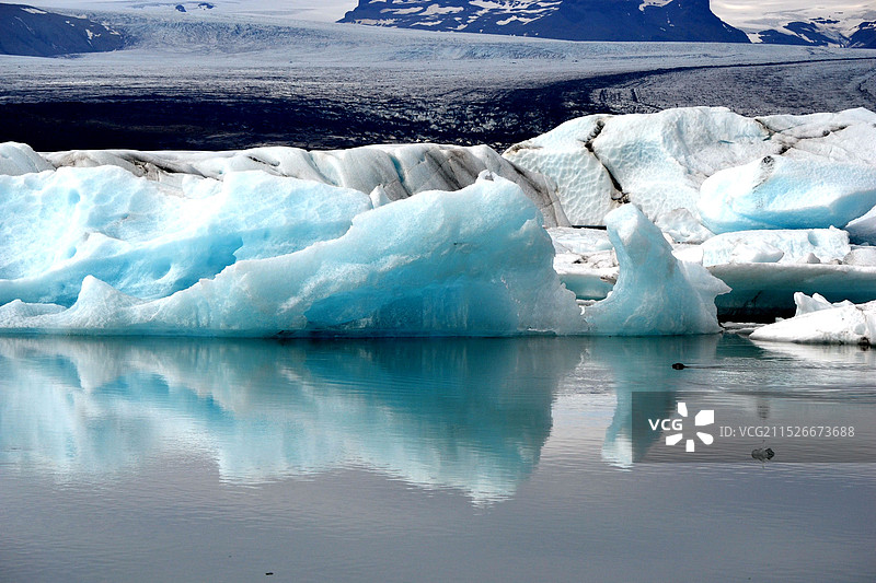 《冰岛杰古沙龙冰湖》图片素材