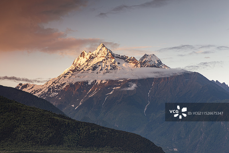 19-加拉白垒峰图片素材