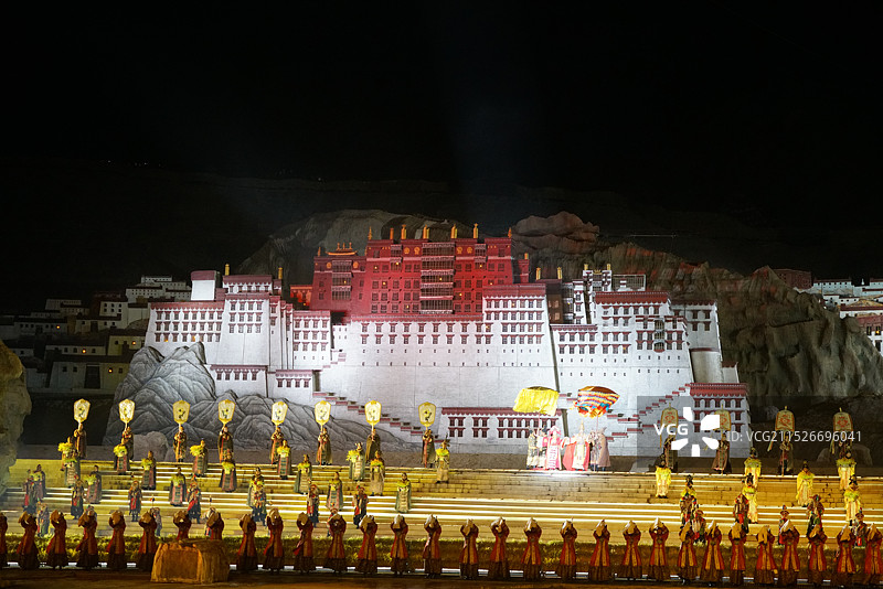布达拉宫大型实景演出——《文成公主》图片素材