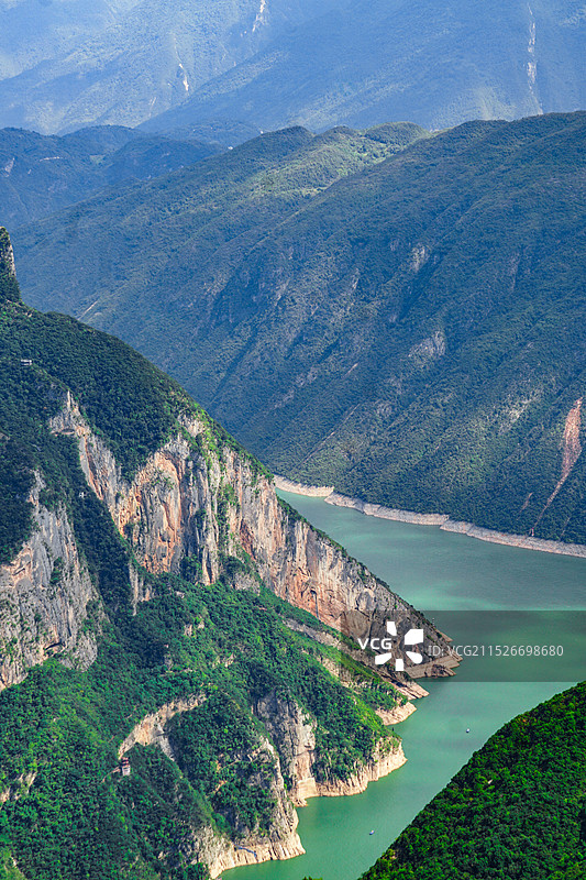 九月的巫山神女峰图片素材